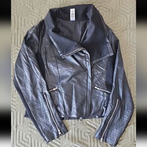 Women's Lightweight Soft Faux Leather Zip Up Drape Jacket Black Size Large
